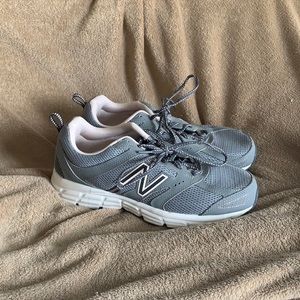 New Balance 430 gray/pink, size 10